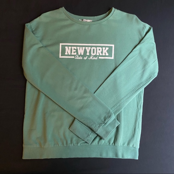 New York Sweatshirt - Picture 3 of 6